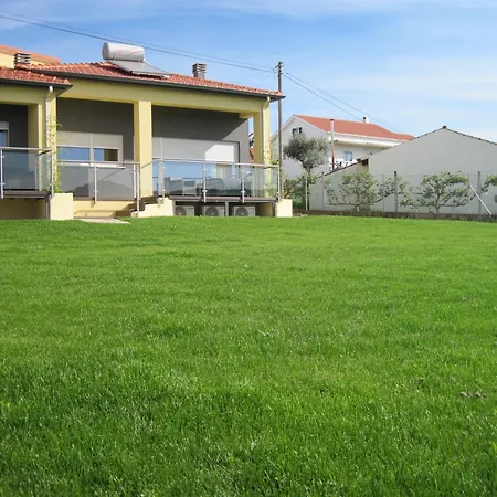 Casas Nas Hortas Pensión Erada