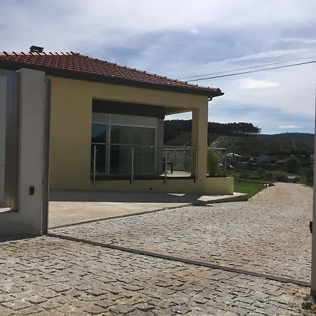 ゲストハウス Casas Nas Hortas