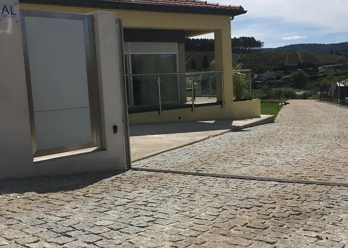 Casas Nas Hortas Guest house